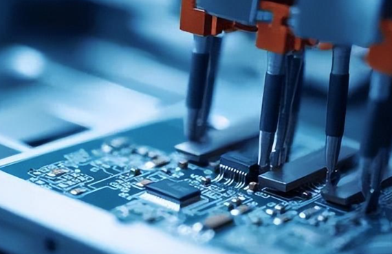 上半年规模以上电子信息制造业 增加值同比增11.1%